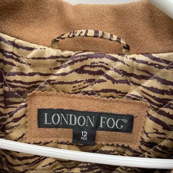 SOLD London Fog Trench Coat Size 12 - Picture 4 of 7